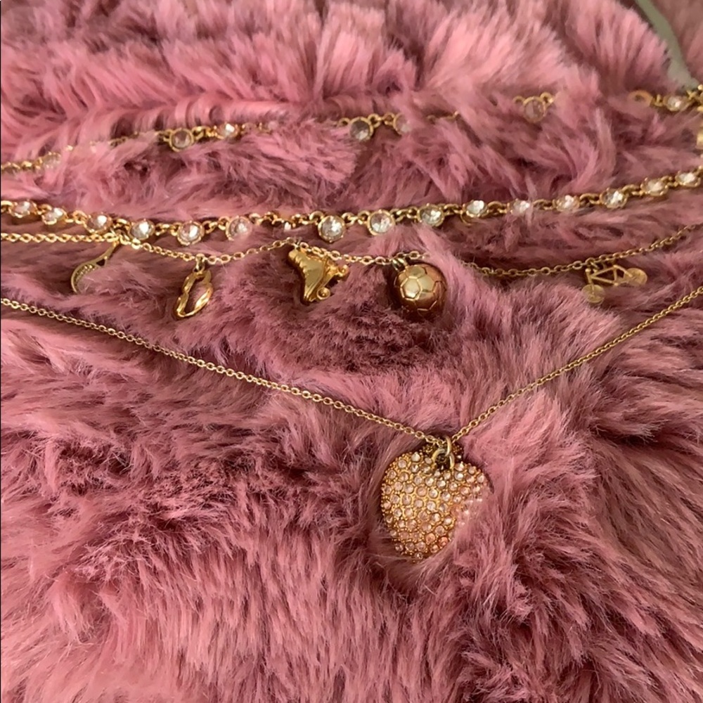 3 very cute necklaces !!